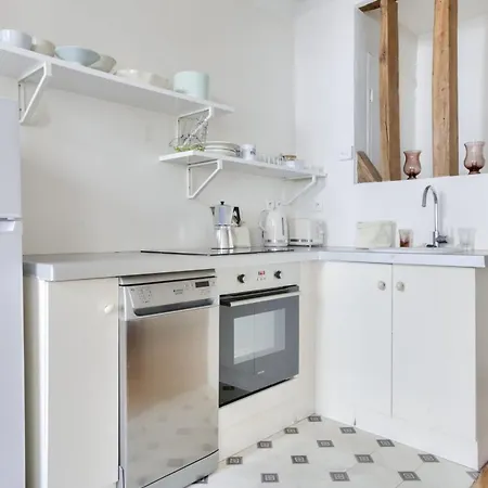 Apartment Beautiful Of 44m2 - 17th District *