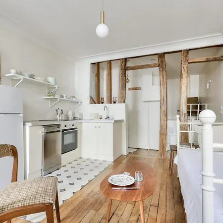 Apartment Beautiful Of 44m2 - 17th District *